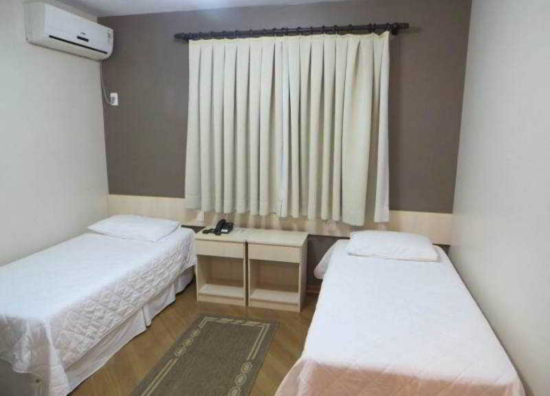 Hotel Abib Irati  Kültér fotó