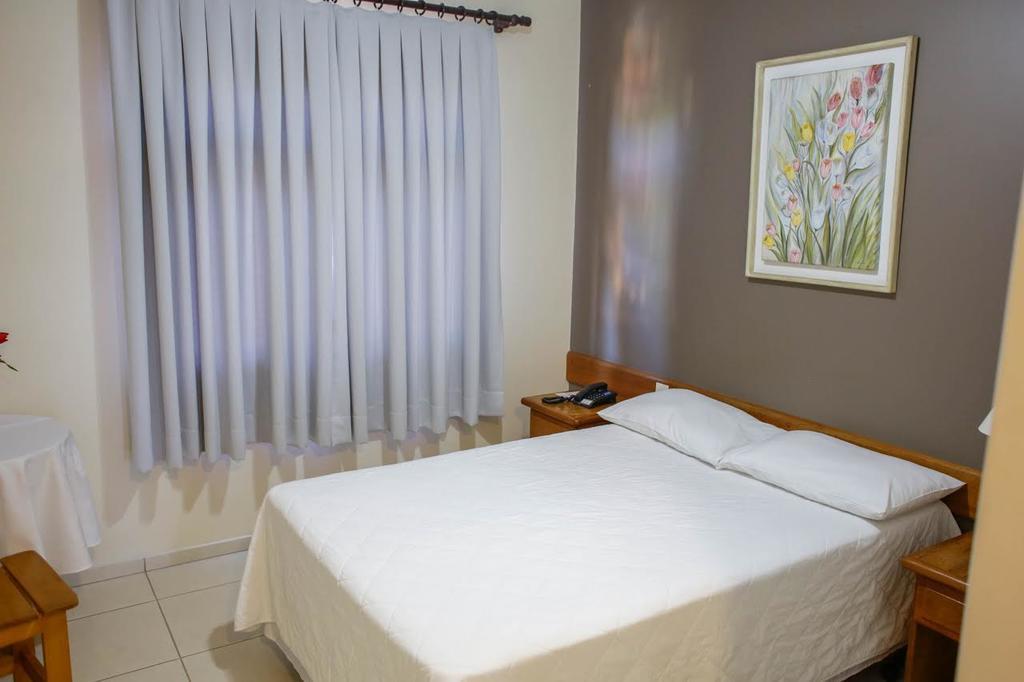 Hotel Abib Irati  Kültér fotó